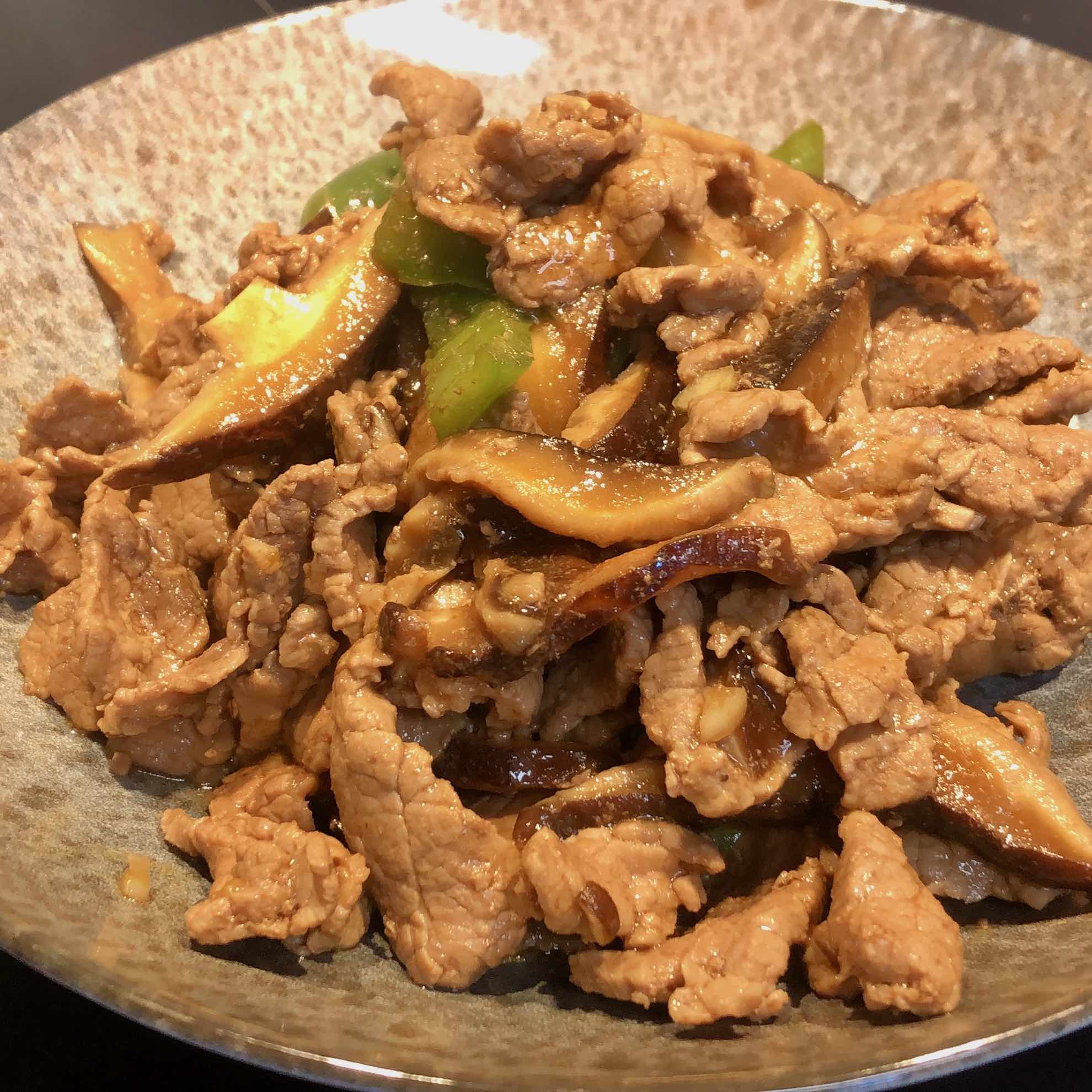 How to make Stir-Fried Beef with Shiitake Mushrooms (香菇炒肉)